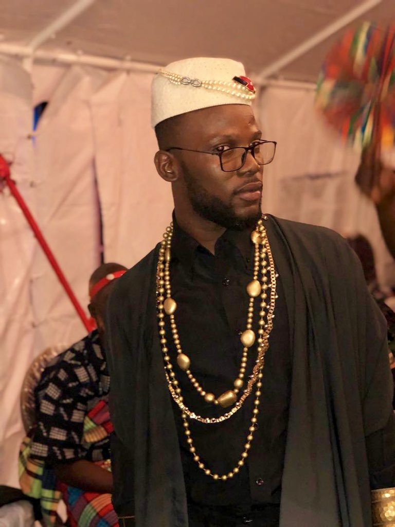 ce_mac1's tweet photo. Let their thoughts be captions 

#BlackMagique8 
Cc: @peperfectposh https://t.co/cFcSF26vOg