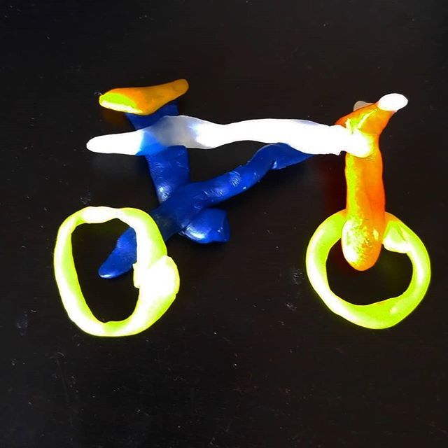 bikeforgood_it's tweet photo. The only bike I could afford to buy as Christmas #present this year.
.
.
#cera #ceradapi #gift #christmas #bicicletta #megliolabici #velo #bike #bikeart #bici #natale #regalo #fluo #color #colors #handmade #wax #beeswax #mtb #bikelife #cycling #cyclingl… https://t.co/uoD7cu1qBJ https://t.co/ycw5jSarMi