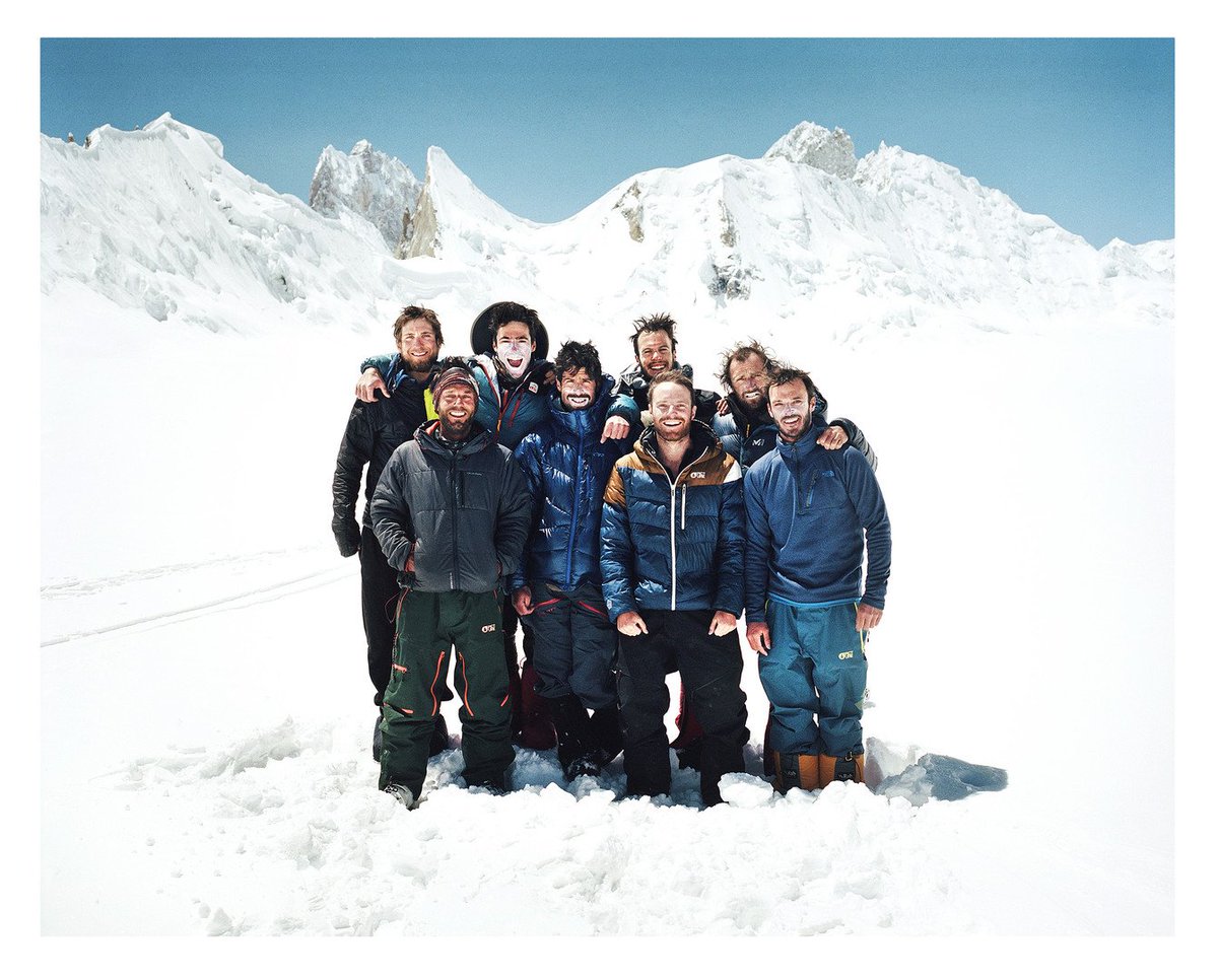 Holmlands tweet media