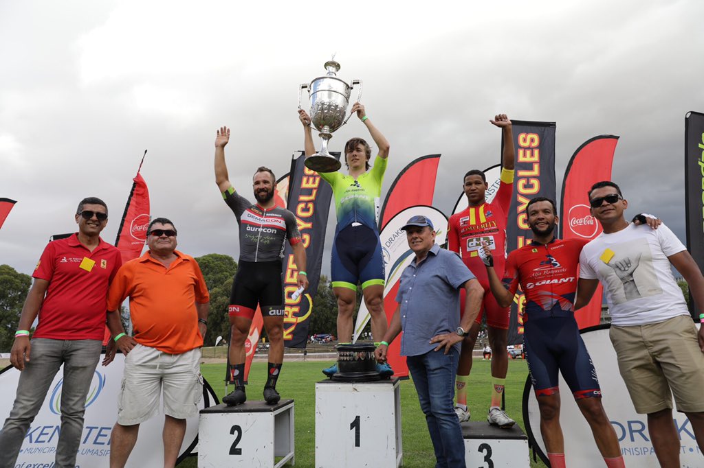 Team Intellibus tweet media