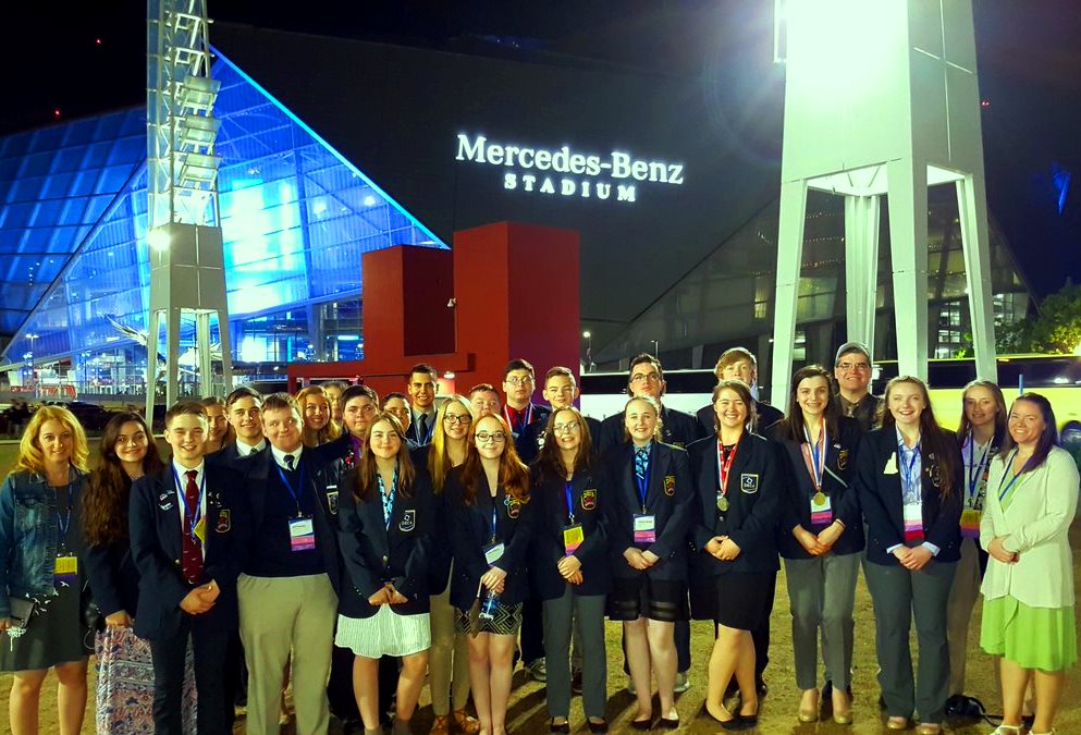 NHDECA's tweet photo. #NHDECA Scenes from 2018 part two... @DECAInc #GoDECA #ICDC2018 #ReadyForIt https://t.co/kIQycugBL3