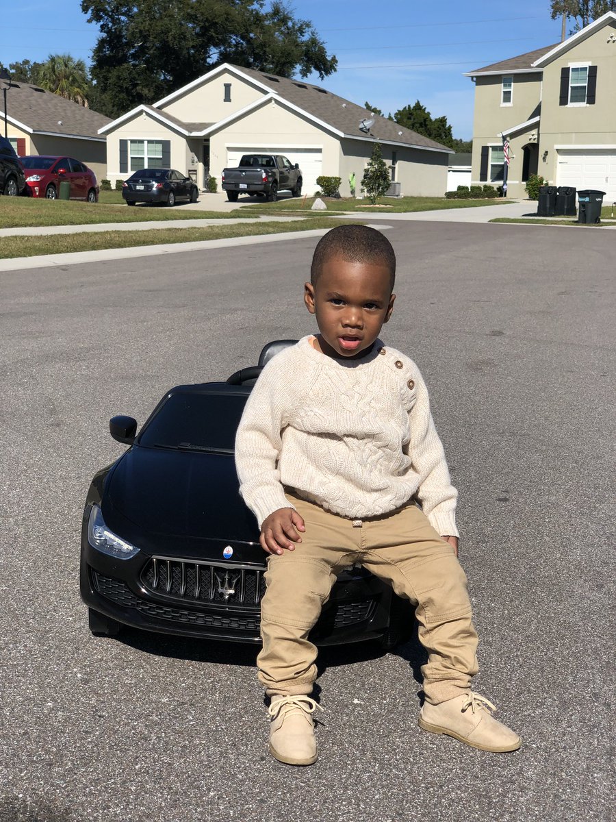 tightbeezy's tweet photo. Do it son! #Drip #coolestKid https://t.co/zADvOZqkYn