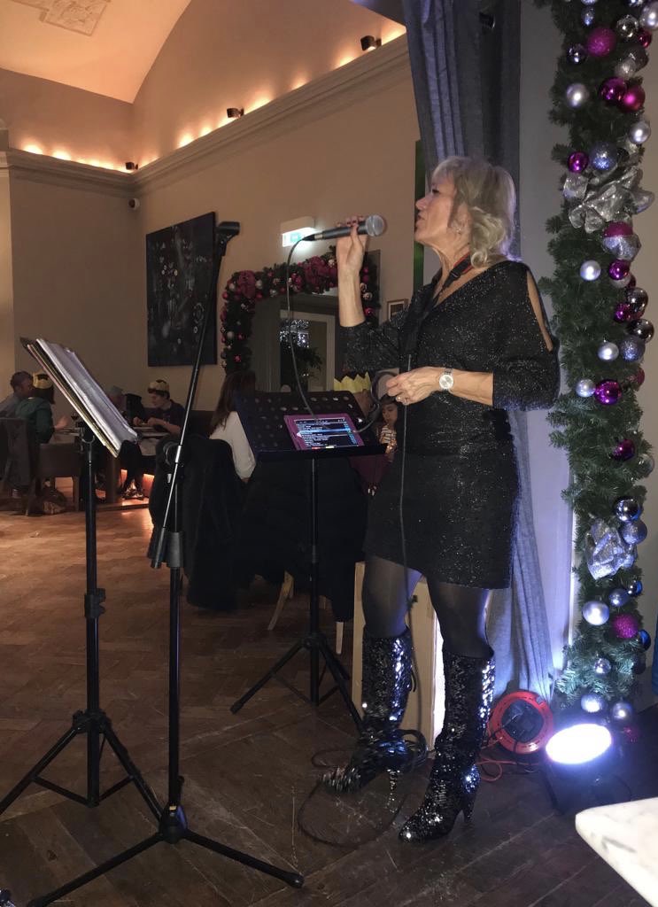 juliekentmbe's tweet photo. Christmas @malcheltenham #luxurious #fun #relaxing &amp; Great Value....I feel a blog coming on!  #jdkallday https://t.co/5IiCWiRgJq