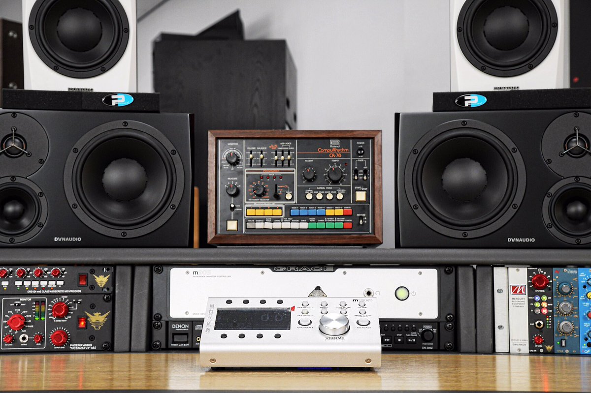 Studiocare's tweet photo. #studiocare has a fine selection of #studio #monitors #outboard and #sound toys on display.
#GraceDesign M906 - 5.1 #Monitoring System
#Dynaudio #LYD-48 3-Way #Monitor #Speakers
#Roland CR-78 #CompuRhythm - 1970's iconic drum machine
#PhoenixAudio DRS8 MKII & DRSQ4 MKII #MicPre https://t.co/6lq2GOb4mo
