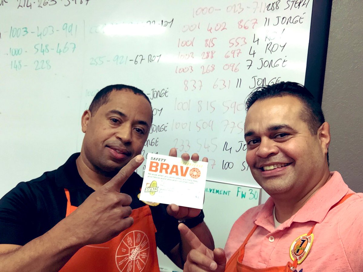 JmHD0507's tweet photo. Thank you Ed! Always putting safety first saw a leaning pallet and took action ! #UNTOUCHABLES #muracles507 https://t.co/ehmrQuUl2a