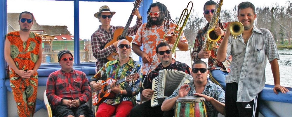 Desde las 00:30 y hasta las 7 de la mañana se viene la fiesta este año nuevo!!! Últimas entradas en <a href="/puntoticket/">Punto Ticket</a>!