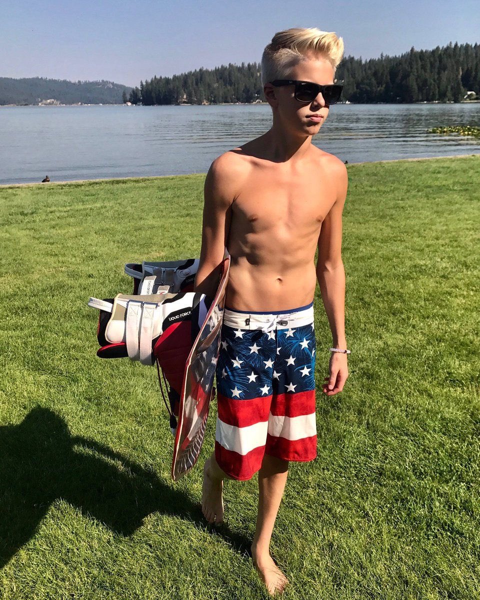 Casper Mendoza-Reynolds (@blueboy_cas) on Twitter photo 