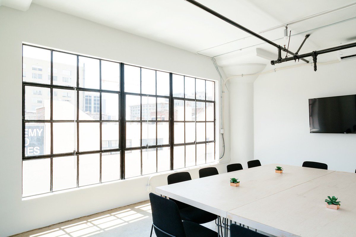 MusicComputing's tweet photo. Your boardroom deserves the best. When you're looking for a large-format touchscreen that exceeds all of your needs, choose MotionCOMMAND by Music Computing.
#touchscreens #smarttv #corporate #professionaltech #newtech #technology #techgeek #4kultra #4ktv #multitouch #innovation https://t.co/2SzbWRlmii