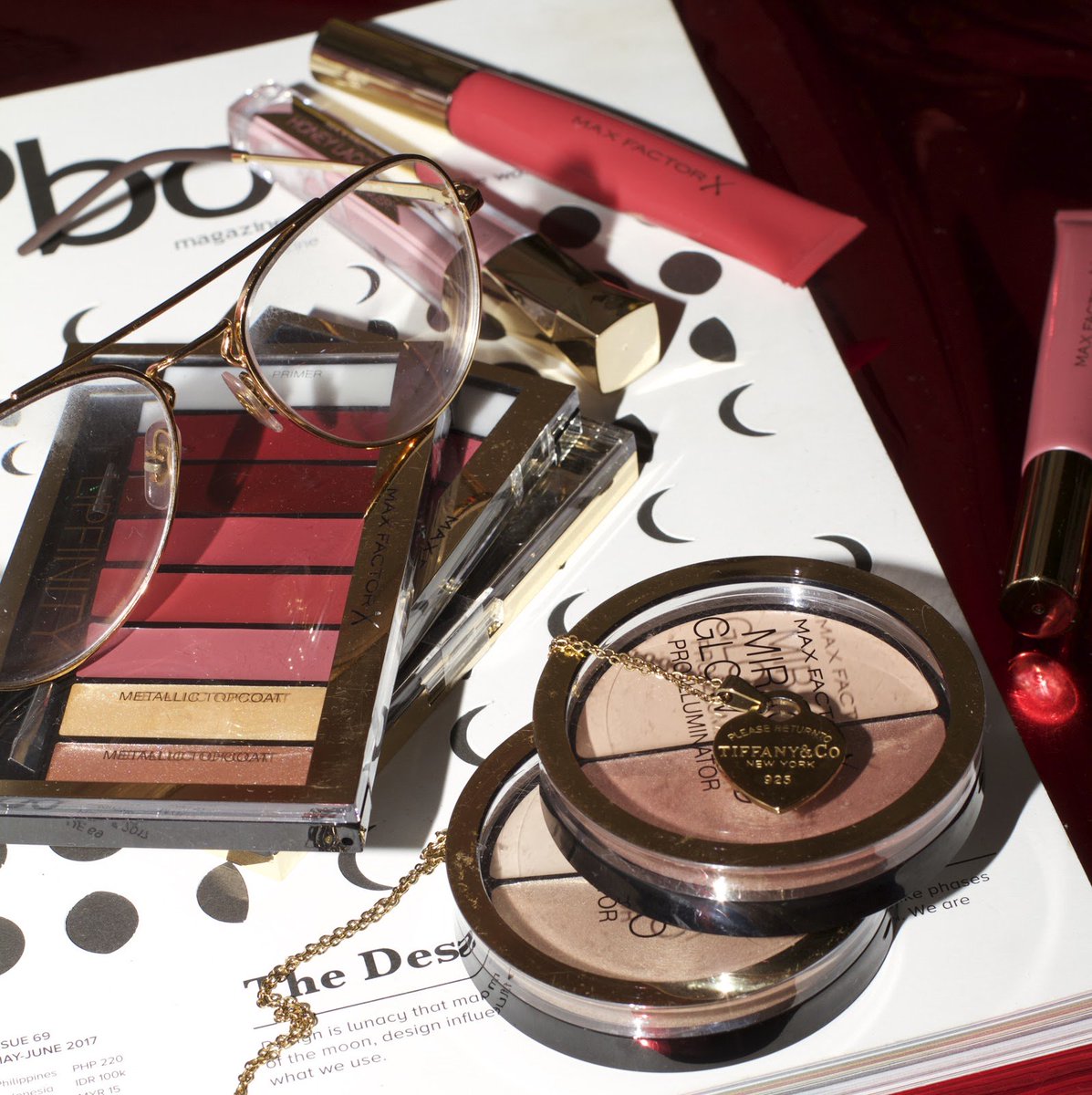 MaxFactorPH's tweet image. Compact, versatile and easy to use—all the lip products you’ll ever need is in the Lipfinity Lip Palette! 
Shop now for a special price of P995!
#YouXMaxFactorPH
#MaxFactorPH