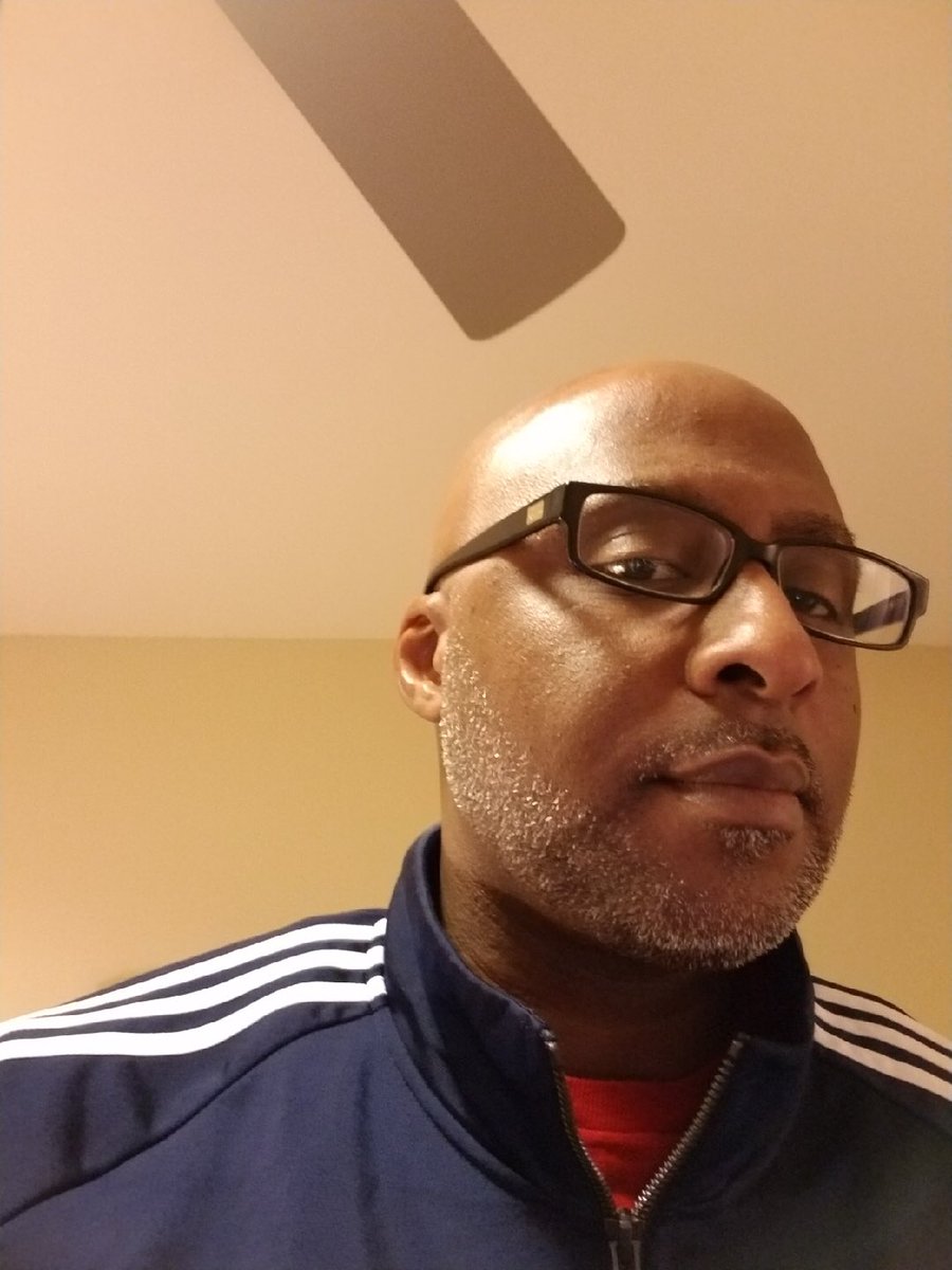 Alright twitter followers, we need a hand. Our NoShave November time is up Jan 1st.  Our <a href="/FAUChief/">Chief Brammer</a> will let us keep our beards if we can show the public doesn’t mind an officer with facial hair.  Help us out by retweeting his NoShave photo. Let’s get to 300 likes or RT by Jan 1st