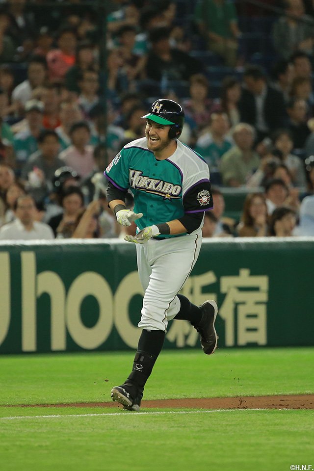 値段交渉あり 非売品 本物ヴォレアス北海道ユニフォーム-