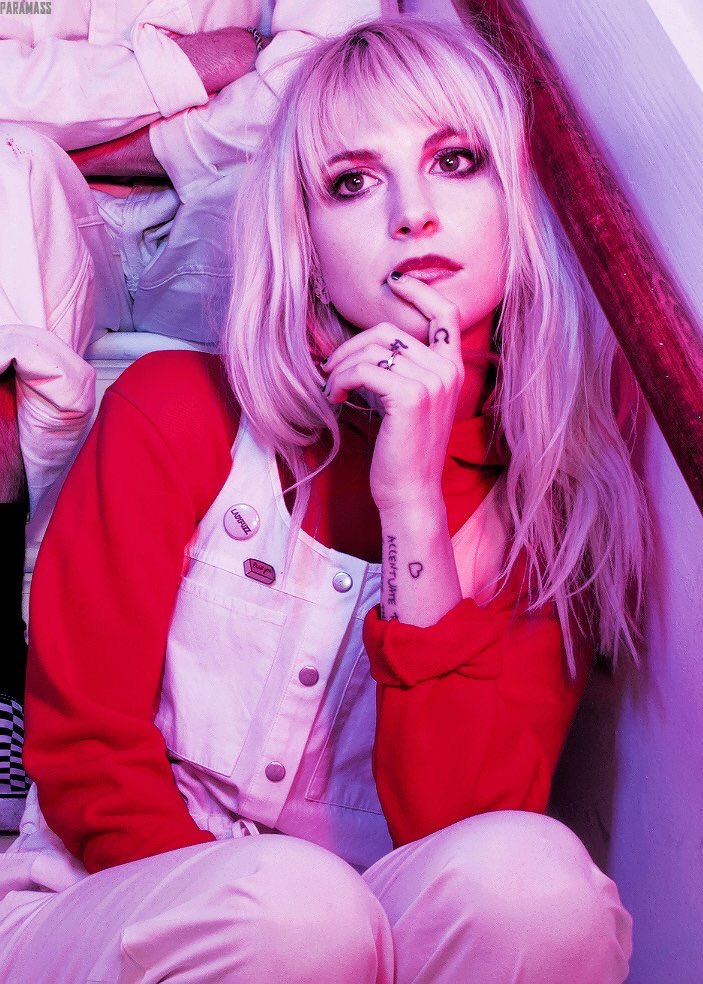 Paramore tweet media