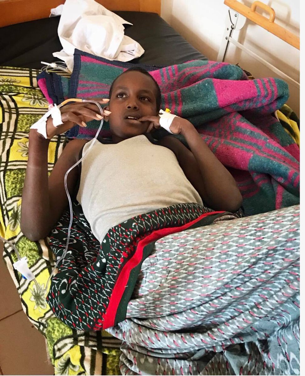 OfficialOYSU's tweet photo. A few wks ago we shared with you the story of 13yr old Idris from Qubi. Thanks to the support offered by youth from around the world, we were able to bring Idris from Qubbi to Jigjiga to receive medical attention. https://t.co/2J5DaXvfL9