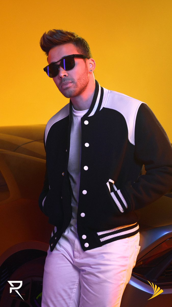 archivesroyce's tweet photo. #Royce4Sprint #Royce4SprintCalendar https://t.co/1XUiXmCsHO