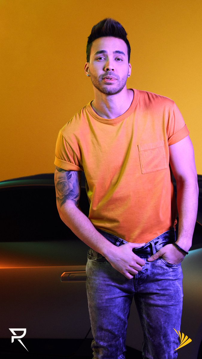 archivesroyce's tweet photo. #Royce4Sprint #Royce4SprintCalendar https://t.co/1XUiXmCsHO