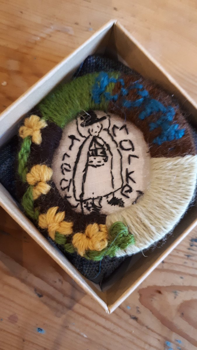 treaclemarket's tweet photo. Brilliant, thoughtful makes by traders to celebrate 100th @treaclemarket last Sunday. #loyalty #creativity #dirtpieguitars #pentrend https://t.co/Ozva364T9B