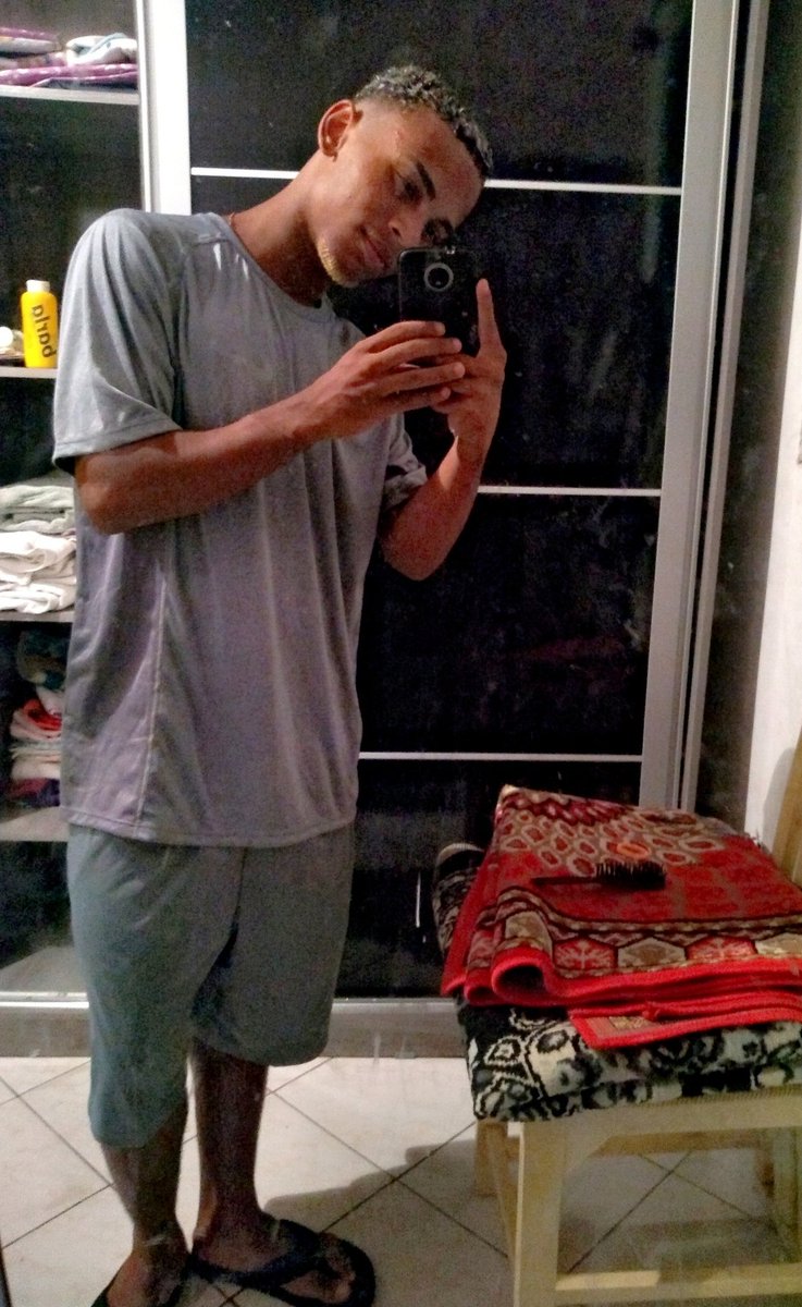 ClRoss123's tweet photo. Vários fica tonto comigo muita fé prós invejosos 😋😎✌️ https://t.co/ltIh9tOTaS