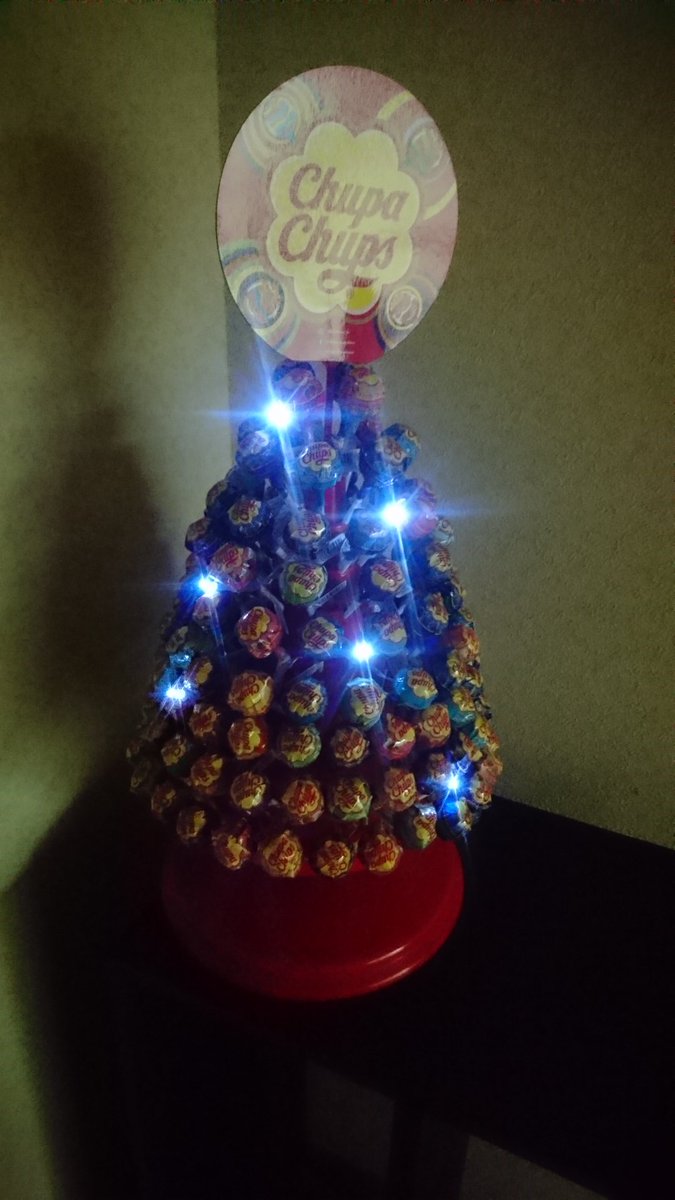 Zuckey_Mizuki's tweet photo. と思ったけど、最近Twitter開かなすぎてあげ忘れてたクリスマスの写真あげとこ
このクリスマスツリー✨🎄✨最高じゃない?(誰かわかって)
#chupachaps
#クリスマス https://t.co/nUfzhXZmAx