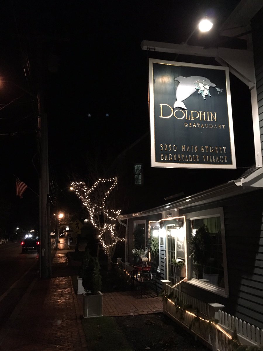 Happy #holidayseason when in #CapeCod a great place for New England fare (w a little flare) &amp; reasonably priced too! #Dolphin restaurant in #Barnstable
