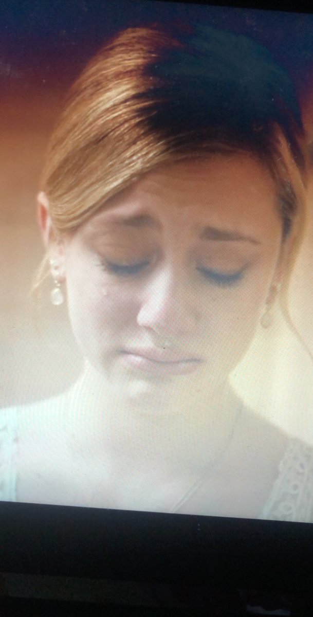 madslili's tweet image. SHES SO SWEET I LOVE HER