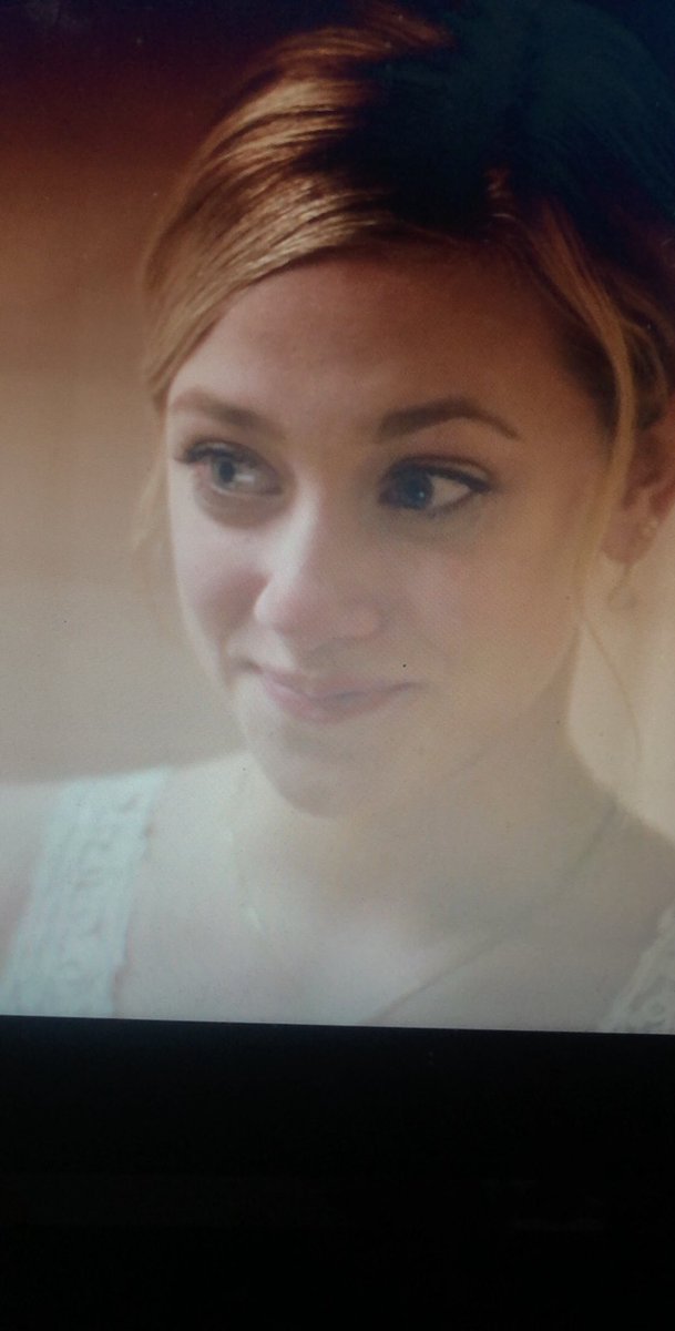 madslili's tweet image. SHES SO SWEET I LOVE HER