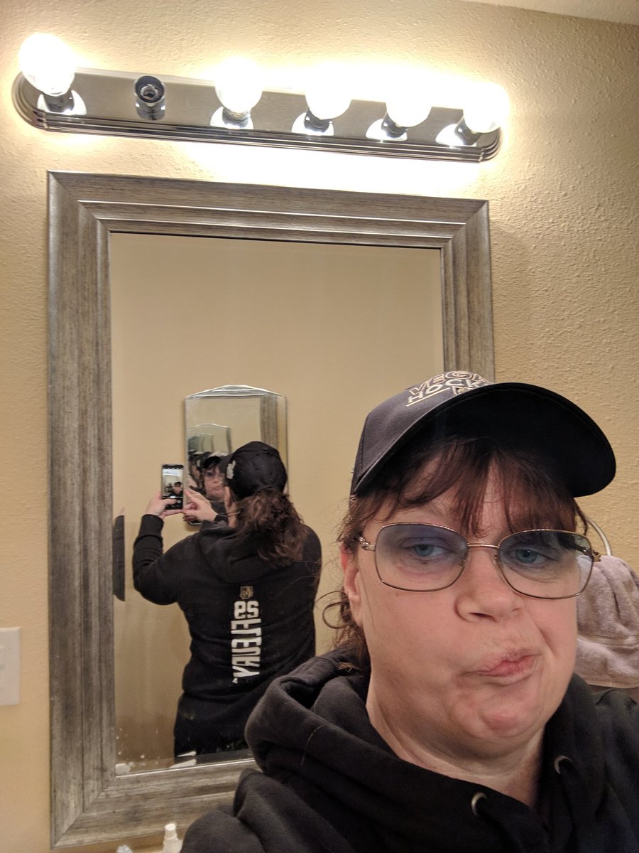 JustSheri3's tweet photo. @GoldenKnights https://t.co/KDUpnhYUH6