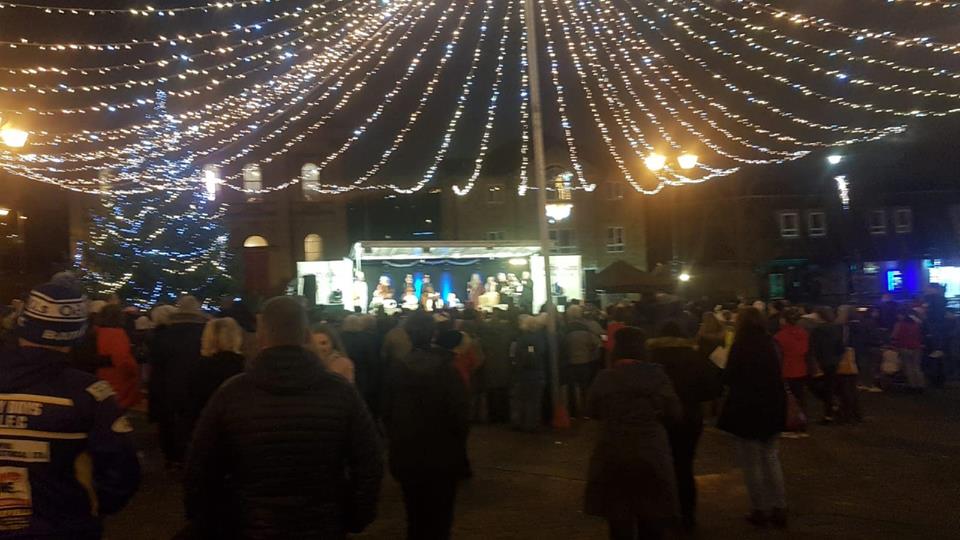 Live Nativity tweet media