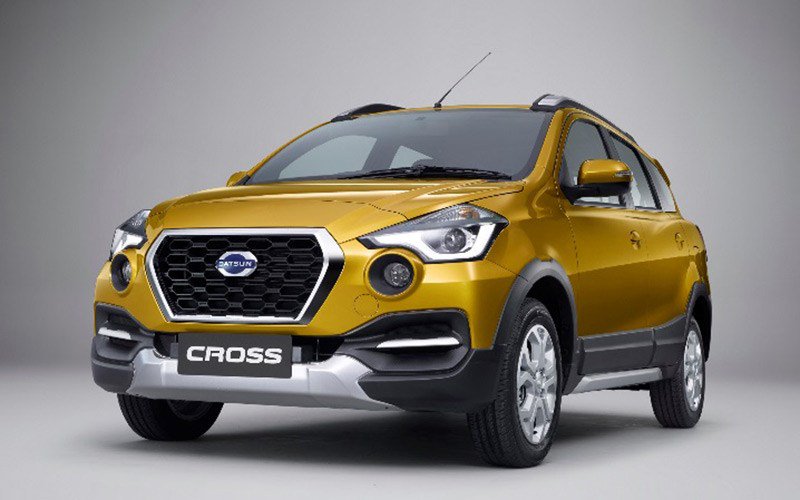 Datsun CROSS Raih Best City Car Di ICOTY 2018 bosmobil.com/datsun-cross-r…