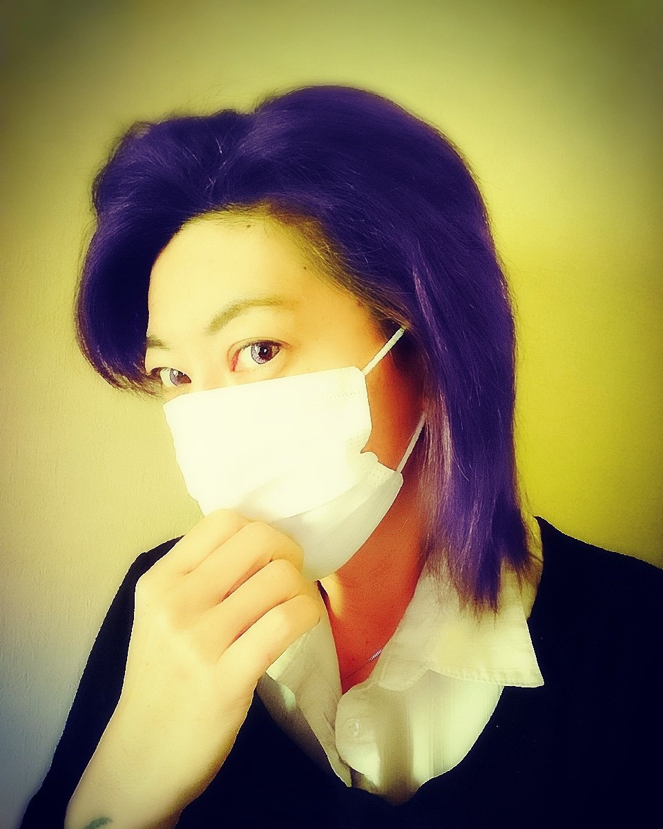 髪の毛にニベア