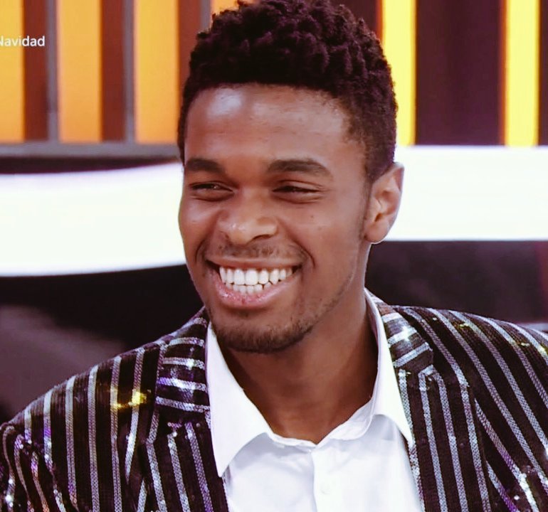 Famousasquad's tweet photo. Te queremos ver así siempre. ❤️
@famousoOT2018 https://t.co/bHuQaWhrxh