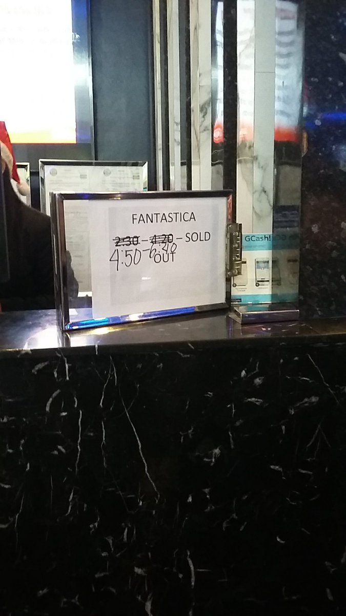 NeeliaOng's tweet photo. @vicegandako Grabe meme ang hirap manood ng movie mo sold out 2 cinema dito sa RobinsonPlace Butuan Congrats ang lakas ng Fantastica ito yung proof Meme 
#FantasticaNowShowing 
#FamilyIsLove https://t.co/3TVihkqSr2