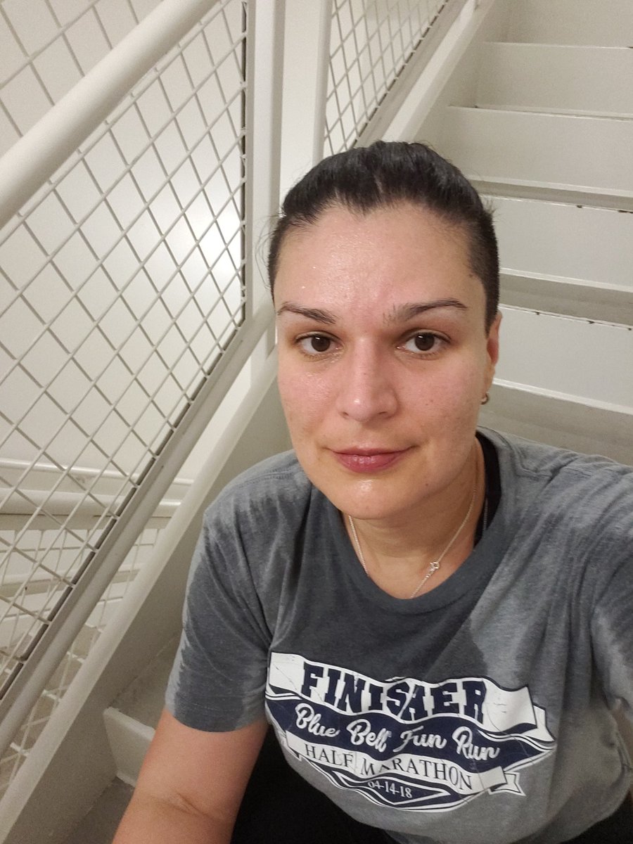 NNyria's tweet photo. Make the best of what life presents you... 3x10 & 4x5 flights of stairs = 35 min workout. #MatthewG #braveheart #gettingthestressout https://t.co/B9WAn3UjZ1