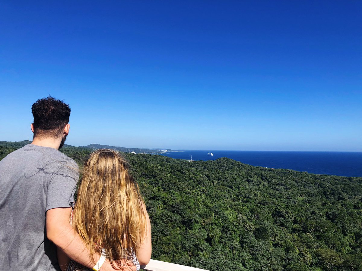 annadalebout's tweet photo. Loved spending christmas in the Caribbean with my best friend<3 https://t.co/ga5KlrQWpI