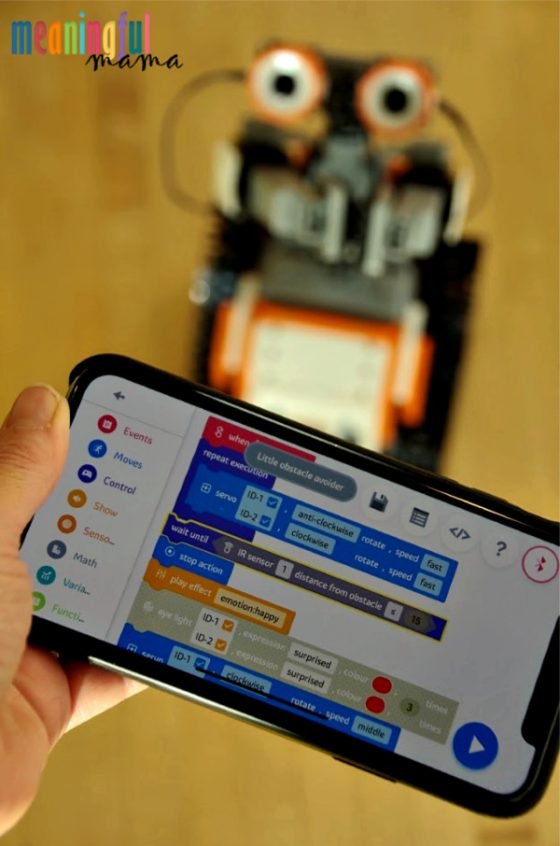 MeaningfulMamaJ's tweet image. &quot;In the STEAM world, kids can do science, technology, engineering, art and math as team learning.&quot; @UBTECHRobotics goo.gl/1rPPnj #stem #ad #Robot