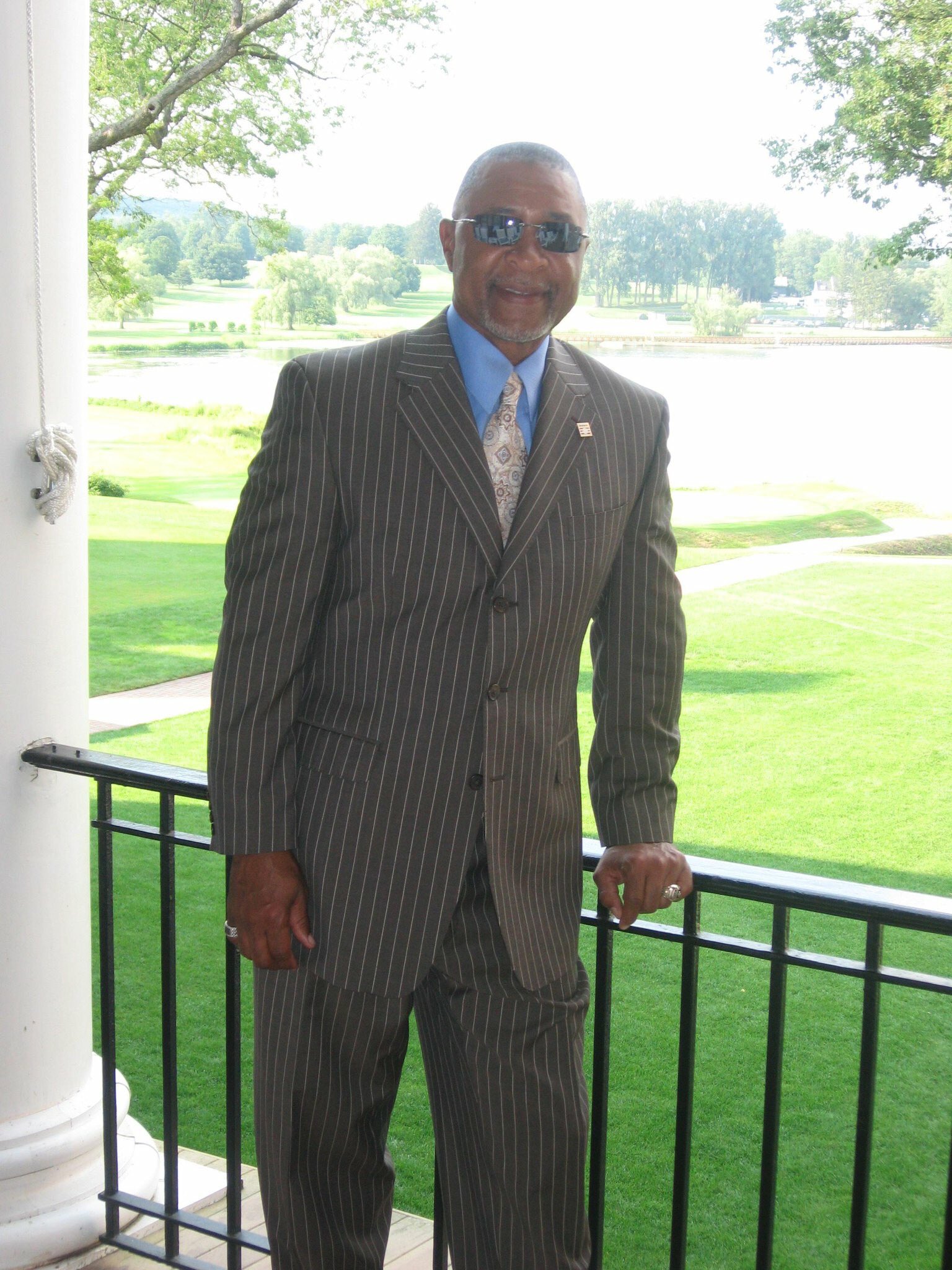  birthday to the wizard St.Louis own Ozzie Smith. 