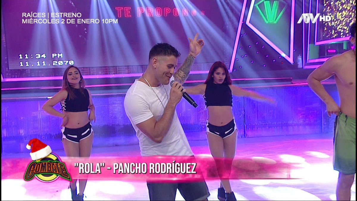 Combate_ATV's tweet photo. ¡Grande, Pitbull! .@PanchitoR_ da la hora con su tema "Rola"🎙 y se consolidó en la conducción de COMBATE✌ Sigue la señal EN VIVO ► https://t.co/kMnYzxILW2 | @atvpe https://t.co/fz9LVyGr8K
