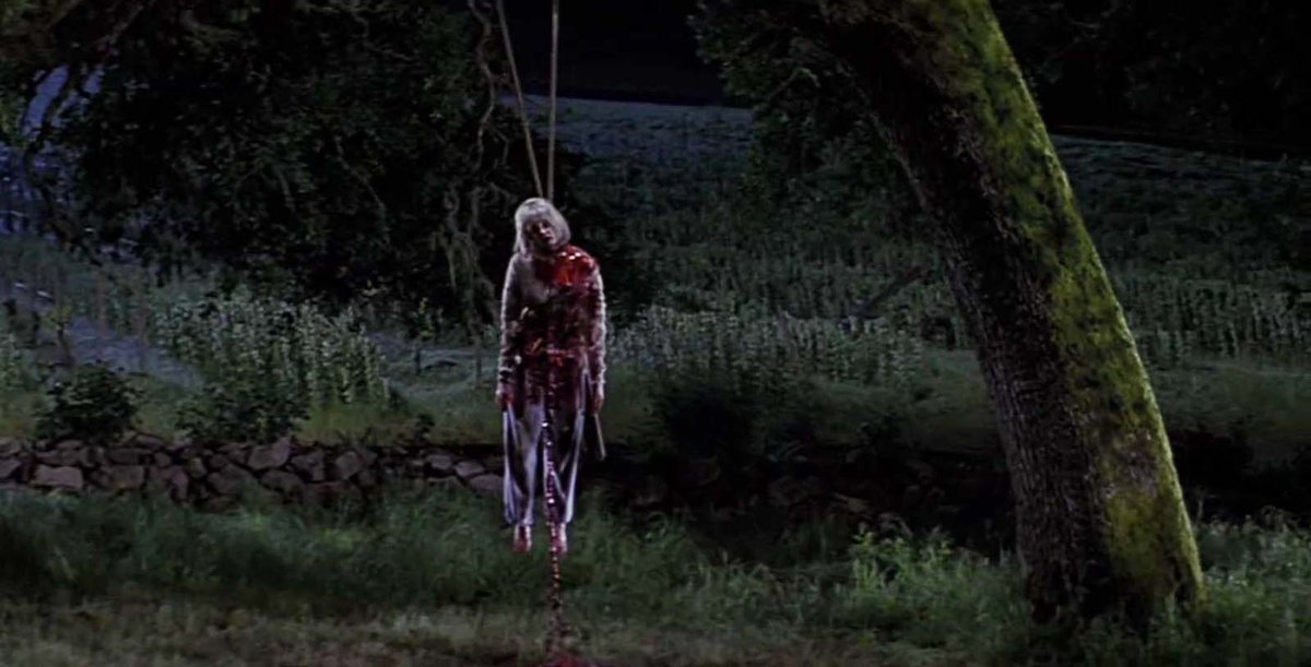 Classicman Film på Twitter: "'Scream' (1996) Dir. by Wes Craven. A year after the murder of her mother, a teenage girl is terrorized by a new killer, who targets the girl and