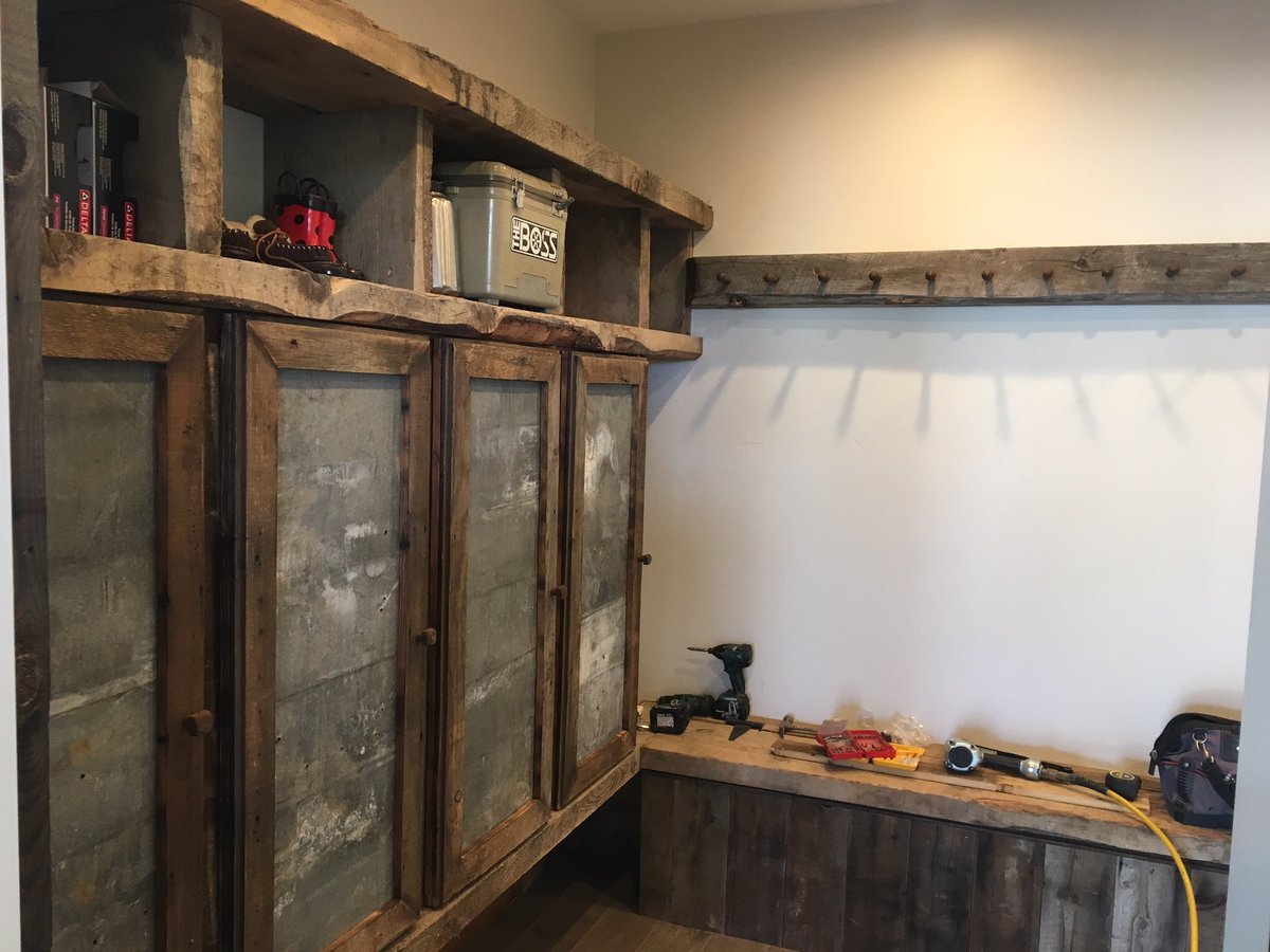jayhiskey's tweet image. Lockers for a mud room. #twistedtimbers #custom #montana #barnwood