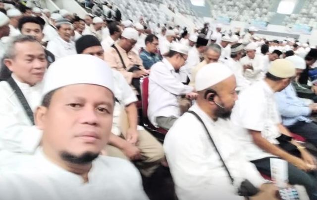 pijarpos's tweet photo. Berita Terbaru - (Hasanih Hamdan: Masjid sebagai Solusi Masalah Masyarakat) #pijarpos Pijarpos - https://t.co/AbQSmNMxj1 https://t.co/gbYLIBV1lH