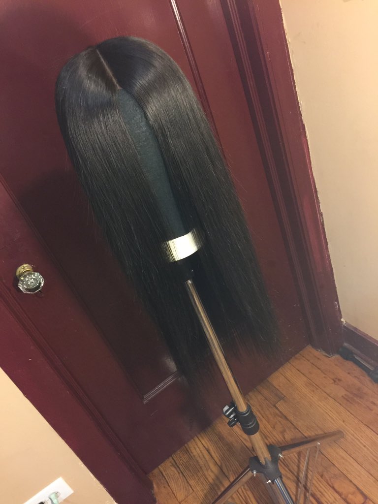 773NyBella's tweet photo. Hi ladies 🤗 Starting January 1st I will be accepting wig orders 💕 Prices will be posted as well ✍🏽 Wigs have saved me so much time &amp; money while still maintaining a bad btch look. Wigs have showed my natural hair so much LOVE ♥️ I guarantee you long-lasting, BEAUTIFUL wigs 💇🏽‍♀️ https://t.co/BJ70WMruC3