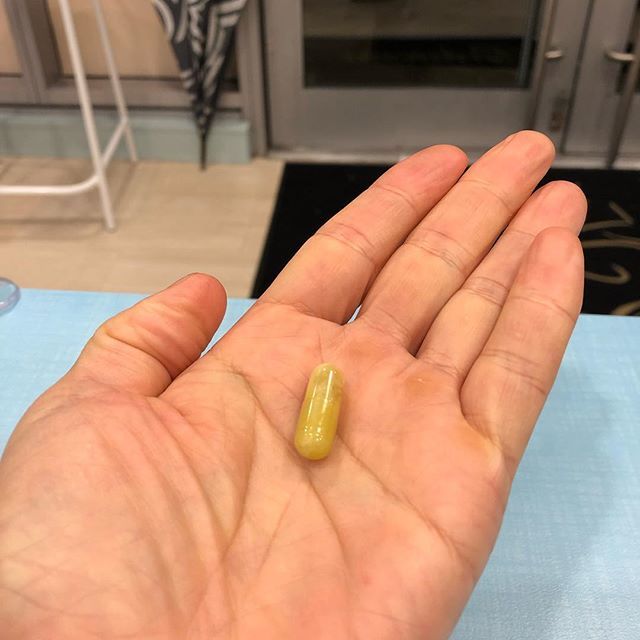 cannabackoffice's tweet photo. When your in the industry you know the random from a street vendor has gotta be ok. Right?!
#vancouvercannabis #cannabis #proudtorepresentthenewfrontier https://t.co/Hhl0l48Da8 https://t.co/2rfDFsKuJ6