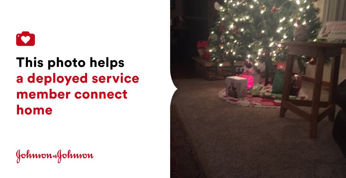 KanableBock's tweet image. There are still gifts under the tree. #MoreChristmas #Neverendingholiday #jnj @donateaphoto #BeTheForce bit.ly/2GCOcSS