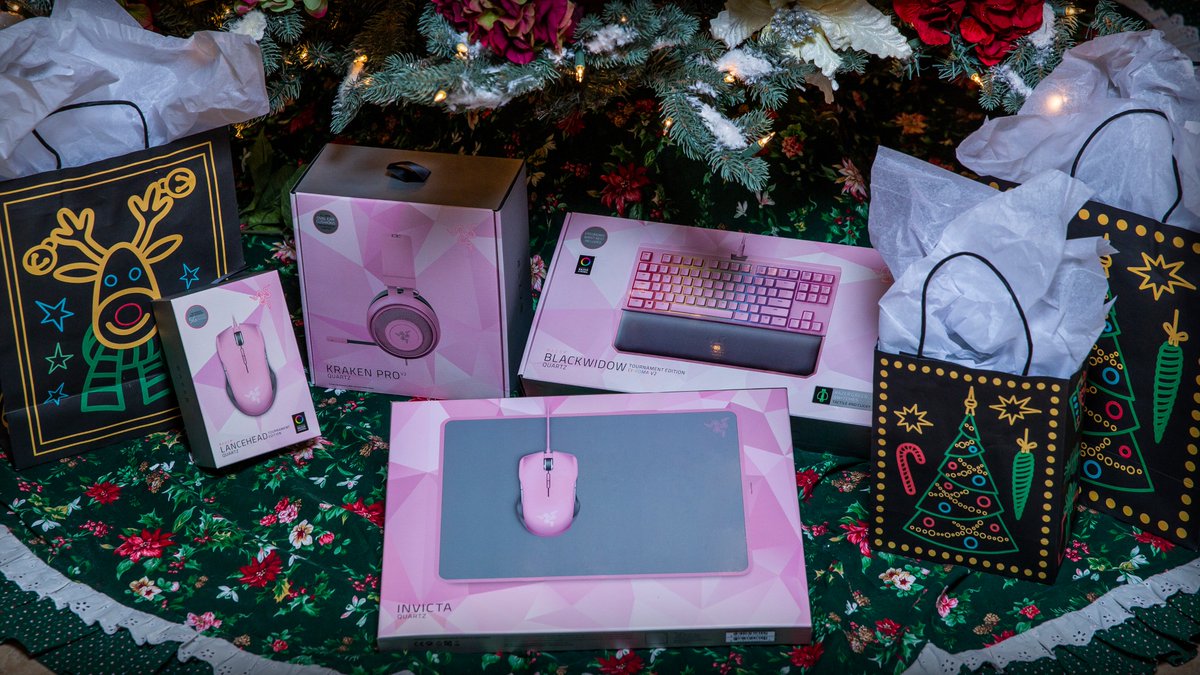 Razer's tweet photo. Ushering in the new year on a pink slate 💗 https://t.co/gtlmUfHzVv