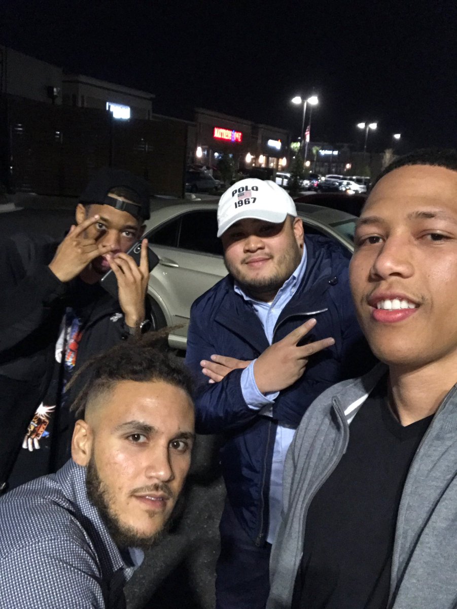 larrTHEbear's tweet photo. 🤞🏽 https://t.co/Zks47s6UBB
