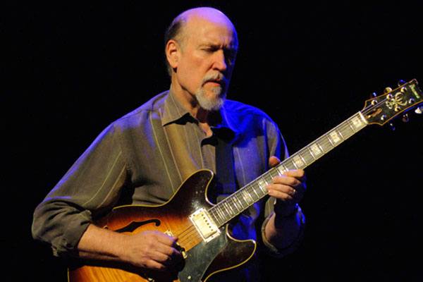 HighGroundRadio's tweet photo. Born Today: #JohnScofield - jazz guitar virtuoso who has worked with many artists including #MilesDavis #PhilLesh #MedeskiMartinWood #JohnMayer &amp; more.

#borntoday #musichistory #sco #guitar #guitarist #Jazz #jazzfusion #jamband #music https://t.co/V1HpqGv85G