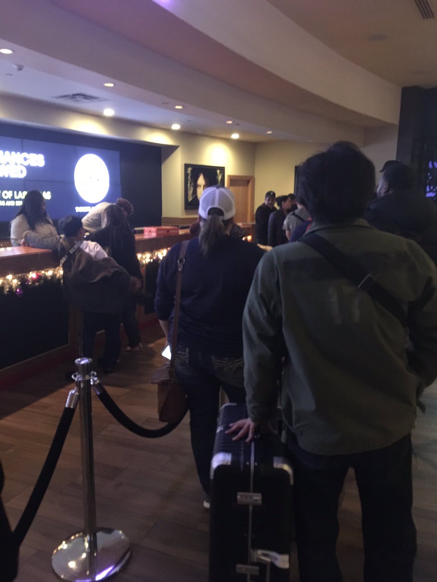 kcanttweet's tweet photo. @HardRockHotelLV Been waiting in line to check in for 30 minutes and counting along with 20 other people yet there's only two people at the counter and I saw 3 staff people walk by...Not a great start considering this busy vacay season :/ #addmorehelpplease https://t.co/FfAPUxPDuN