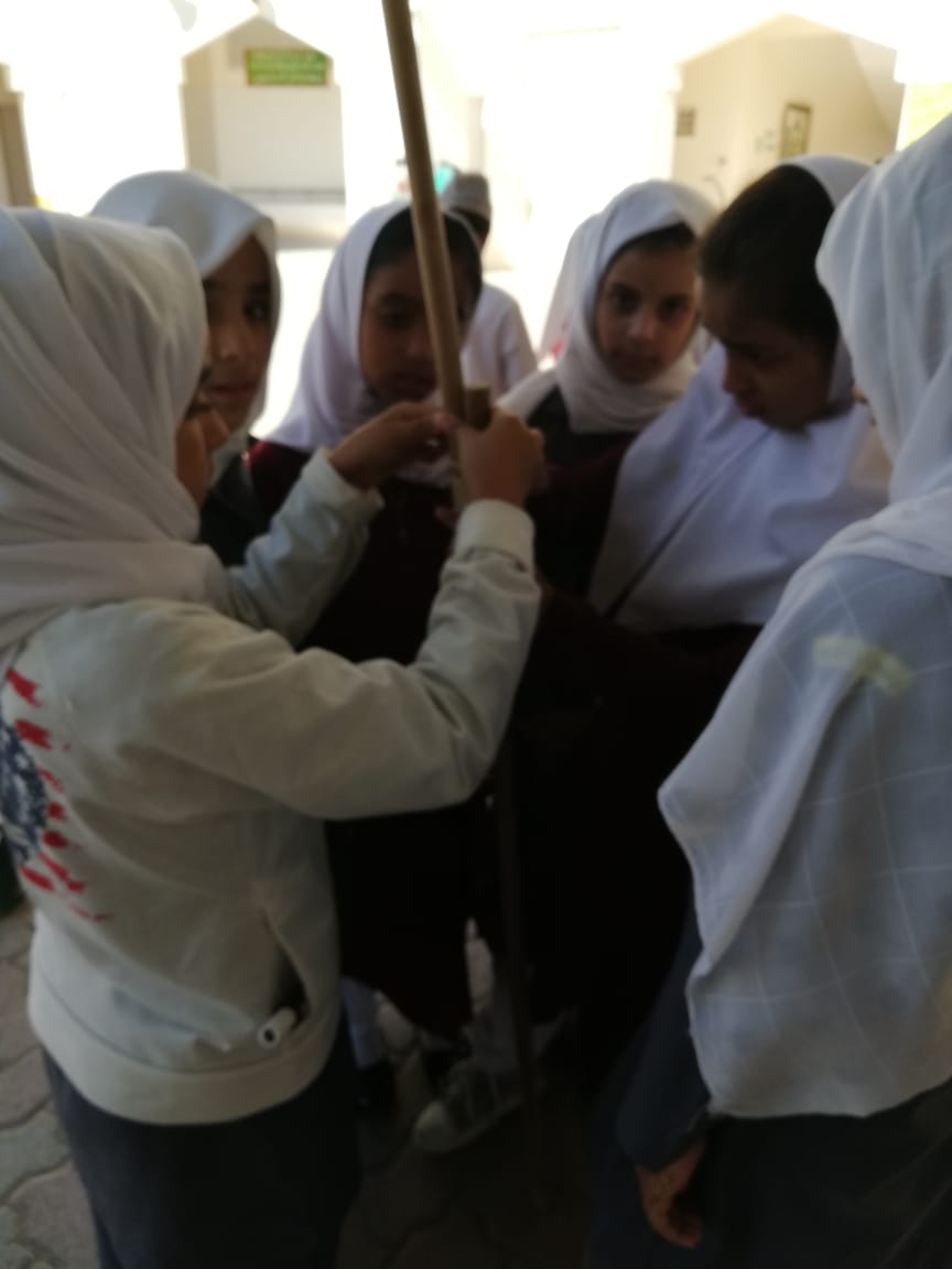 مشاركة فرقة الأشبال في معسكر  وممارسة مواد المنهج الكشفي...صرح ينبض بالعلم والقيم