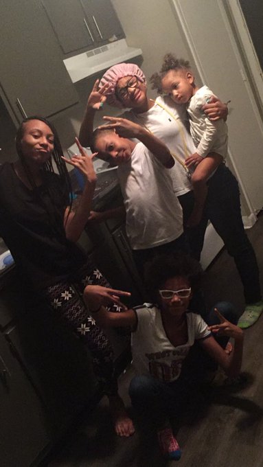 My kids 💜 https://t.co/GhOaP3eiy9