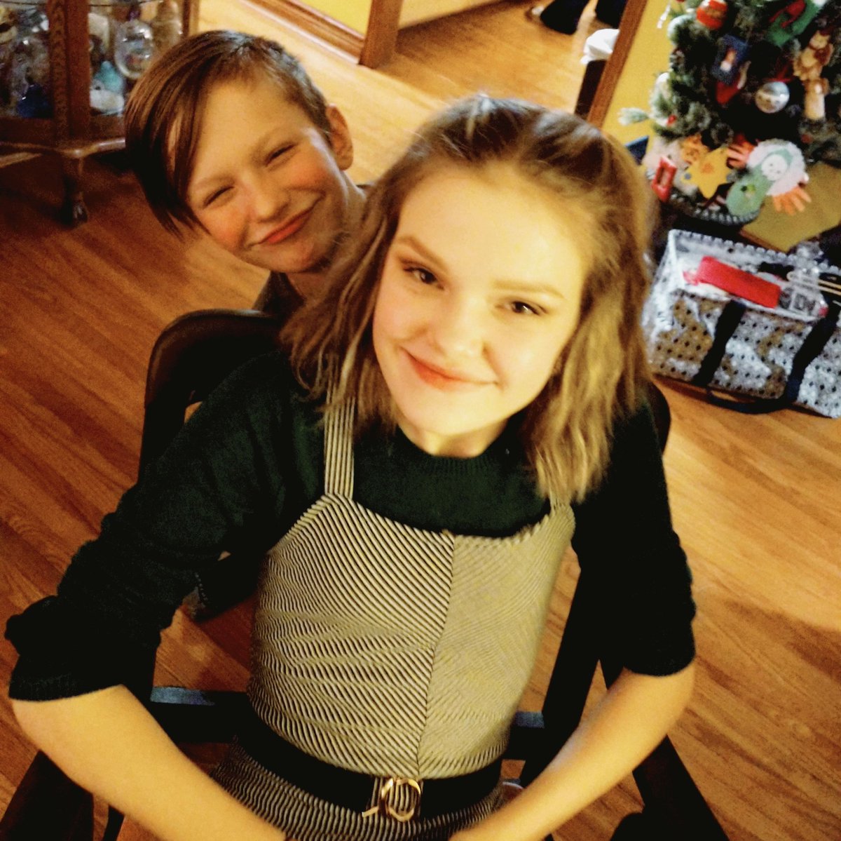 momthemanager's tweet photo. I grew super humans..I grew them!
Athletic, smart, thoughtful and kind.
#proudmama #momlife #igrewthem https://t.co/UxB0AO0uJs