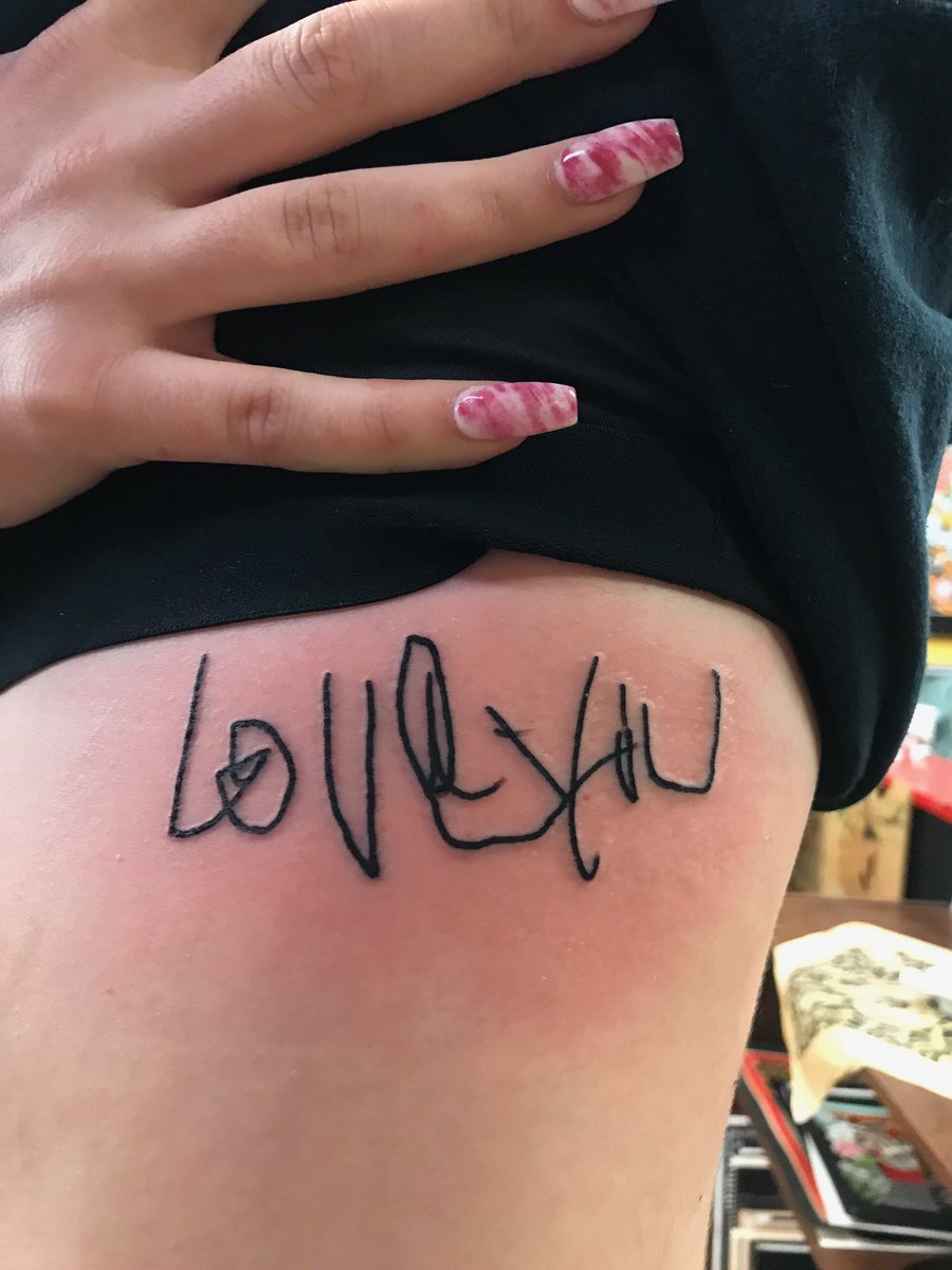 Tattoo tribute to late wife for Mothers Day goes viral